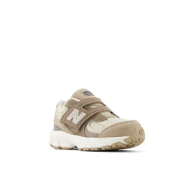 New Balance (td)  2002r Hook & Loop 'timberwolf Mushroom'