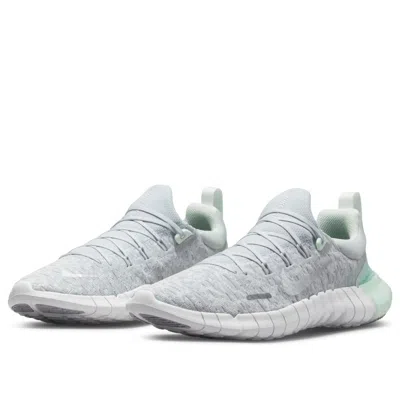 Nike (wmns)  Free Rn 5.0 'pure Platinum Mint Foam' In White