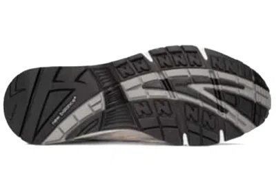 New Balance Sneakers In Gray