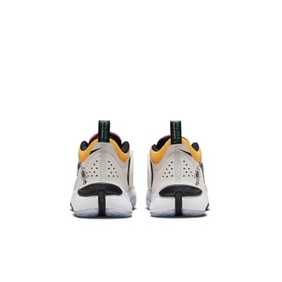 Nike (ps)  Team Hustle D 11 'white Beige Black'