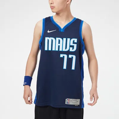 Nike Nba Retro Basketball Jersey/vest Sw Fan Edition Version Dallas Mavericks Doncic No. 77 Navy Blu In Blue