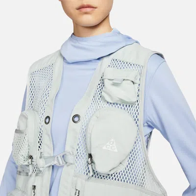 Nike Acg Buttles Vest 'sliver' In Blue
