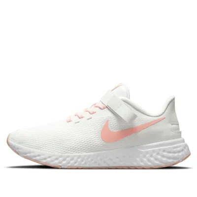 Nike (wmns)  Revolution 5 Flyease 'summit White Crimson Bliss' In Neutral