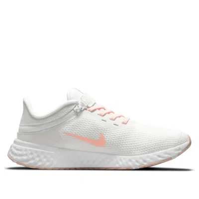 Nike (wmns)  Revolution 5 Flyease 'summit White Crimson Bliss' In Neutral