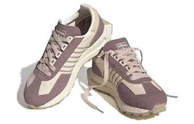 Adidas Originals (wmns) Adidas Origianls Ozweego 'brown' In Multi
