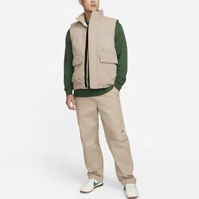 Nike Sportswear Premium Essentials Long-sleeve T-shirt 'green'