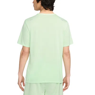 Nike Dri-fit Rise 365 Running T-shirt Asia Sizing 'light Green'