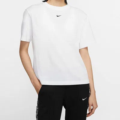 Nike (wmns)  Sportswear Essentials Embroidery Logo 'white'