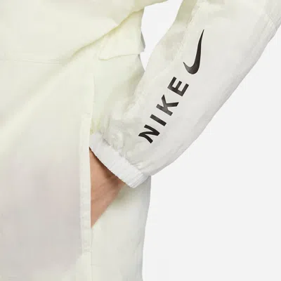 Nike Sportswear Jacket 'beige' In White