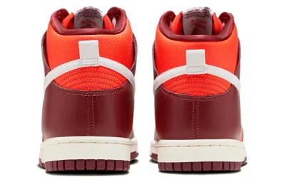 Nike (wmns)  Dunk High 'be True To Her School' In Burgundy