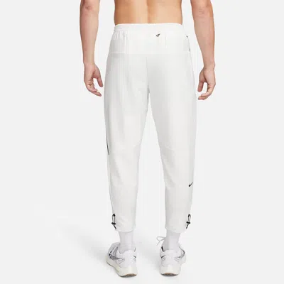 Nike Challenger Track Club Dri-fit Running Trousers 'white'