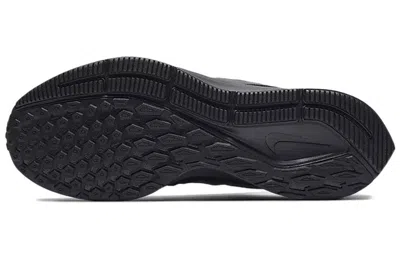 Nike (wmns)  Air Zoom Pegasus 35 'oil Grey' In Black