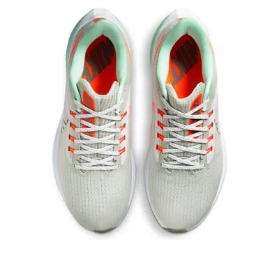Nike (wmns)  Air Zoom Pegasus 39 Premium 'photon Dust Orange Mint' In Multi