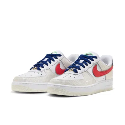 Nike (wmns)  Air Force 1 '07 Lx 'just Do It - White University Red Snakeskin'