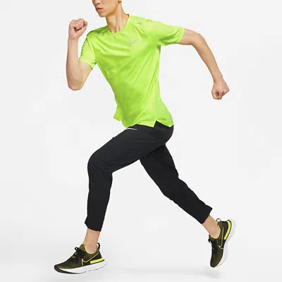 Nike Dri-fit Rise 365 Running Breathable Quick Dry Casual Sports Short Sleeve Fluorescence Yellow In Green
