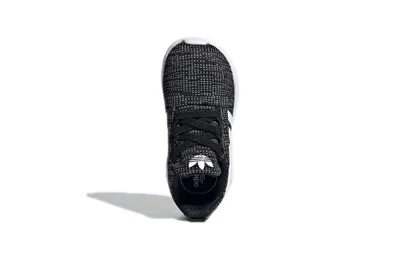 Adidas Originals (td) Adidas Swift Run 22 'black White'