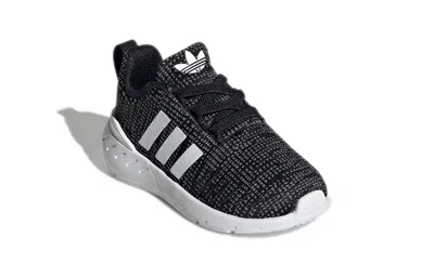 Adidas Originals (td) Adidas Swift Run 22 'black White'