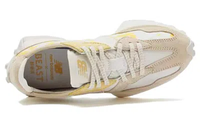 New Balance (wmns)  Beast X 327 'tie-dye - Sea Salt' In White