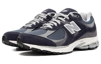 New Balance 2002r Panelled Sneakers