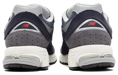 New Balance 2002r Panelled Sneakers