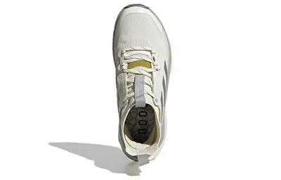 Adidas Originals (wmns) Adidas And Wander X Terrex Free Hiker 2 'off White Linen Green'