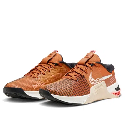 Nike (wmns)  Metcon 8 Training Shoes 'dark Russet' In Brown