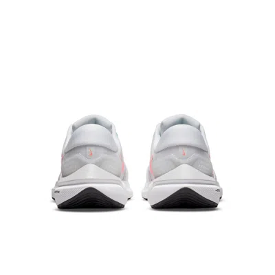 Nike (wmns)  Air Zoom Vomero 16 'pure Platinum Lava Glow' In White