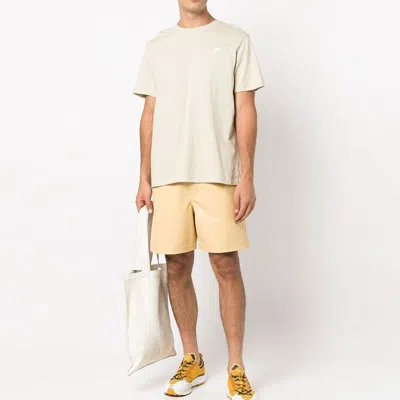 Nike Sportswear Club Tee 'beige' In White