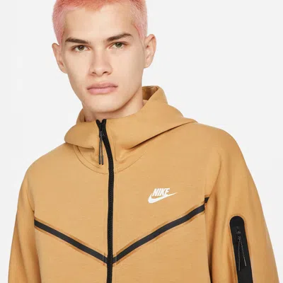 Nike Lightweight Sweatshirt With Zip Hood For Men Sportswear Tech Fleece Hoodie Elemental Gold/sail In Gold