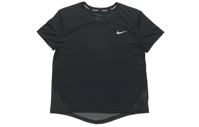 Nike (wmns)  Dri-fit Sports Training Quick Dry Breathable Round Neck Short Sleeve Black T-shirt