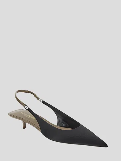 Saint Laurent Decollete Cherish In Black