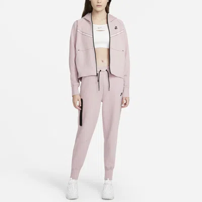 Nike (wmns) As W  Sportswear Tch Flc Wr Essntl Fz Champagne In Pink