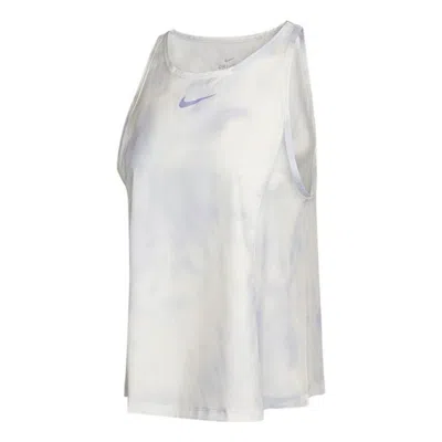 Nike (wmns)  As W Nk Icn Clsh Cty Sleek Tnk In Metallic