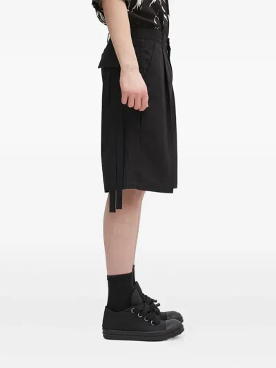 Undercover Pleated Shorts In Black
