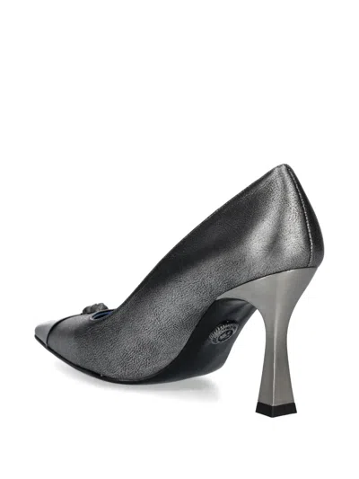 New Rock 90mm Skull-detail Metallic Pumps In Gray