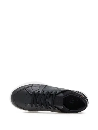On Running Roger Clubhouse Sneakers In Black