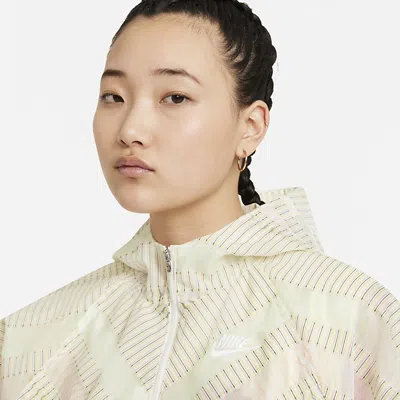Nike (wmns) As W  Sportswear Wr Mnflmnt Earth Day Multi-color In Neutral