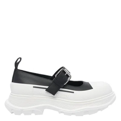 Alexander Mcqueen Leather And Rubber Lace-up Ballerinas In White