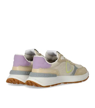 Philippe Model Antibes Low Beige Sneaker In Neutral