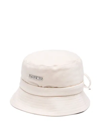 Jacquemus Le Chapeau Bob Gadjo Bucket Hat In Neutral