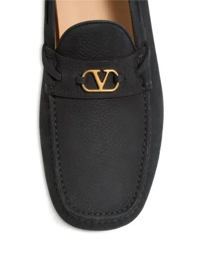 Valentino Garavani Driver Fastaway Loafer In Deerskin Suede