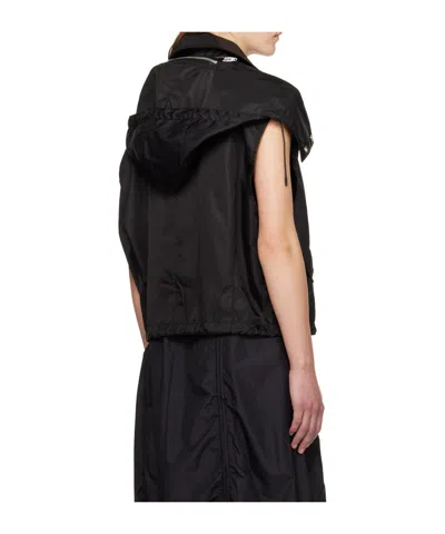 Juunj Hooded Zip-up Jacket In Black