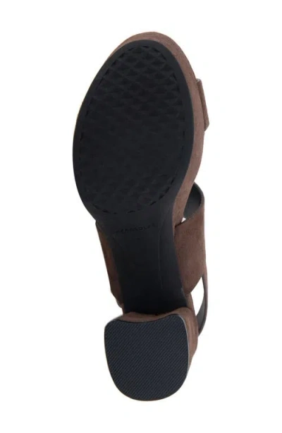 Aerosoles Camera Platform Sandal