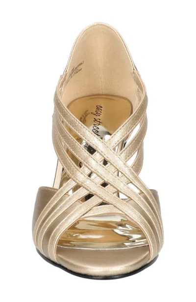Easy Street Oceana Womens Slingback Slip On Kitten Heels