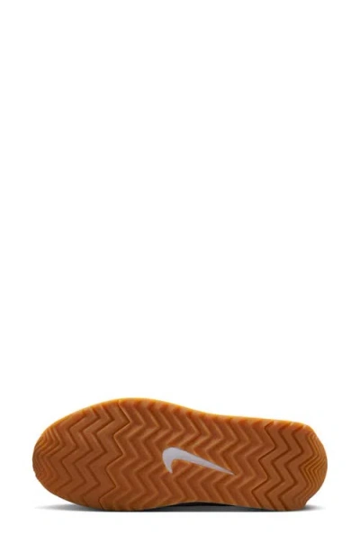 Nike Pacific Low Top Sneaker