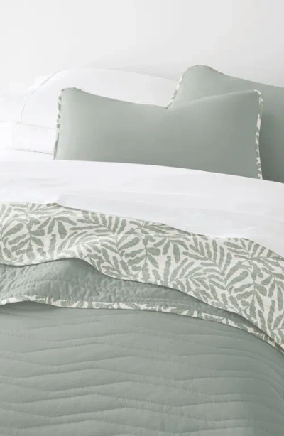 Homespun Pattern Reversible Quilt & Sham Set