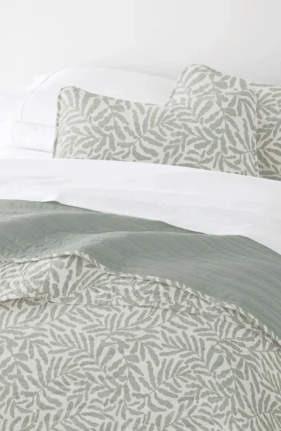Homespun Pattern Reversible Quilt & Sham Set