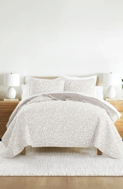 Homespun Pattern Reversible Quilt & Sham Set