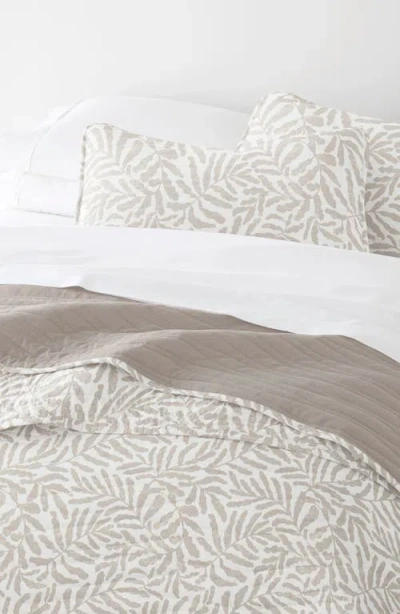 Homespun Pattern Reversible Quilt & Sham Set