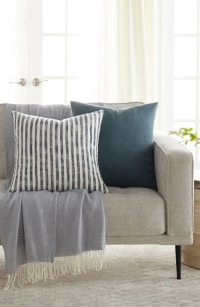 Homespun Assorted 2-pack Accent Pillows